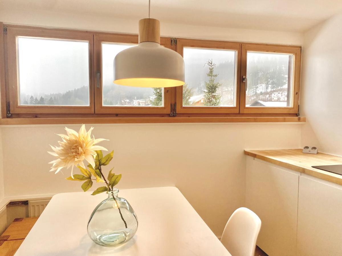 Gemuetliche Ferienwohnung Am Tegernsee - Ruhig Im Dachgeschoss บาดวิสเซ ภายนอก รูปภาพ